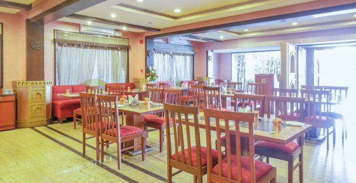 Aj International Hotel Бангалор Екстериор снимка